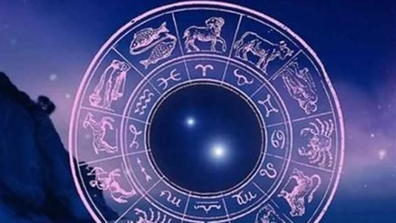 تحليل الأبراج.. خريطة الحظ المهني لمواليد السرطان والعقرب مع بداية اليوم